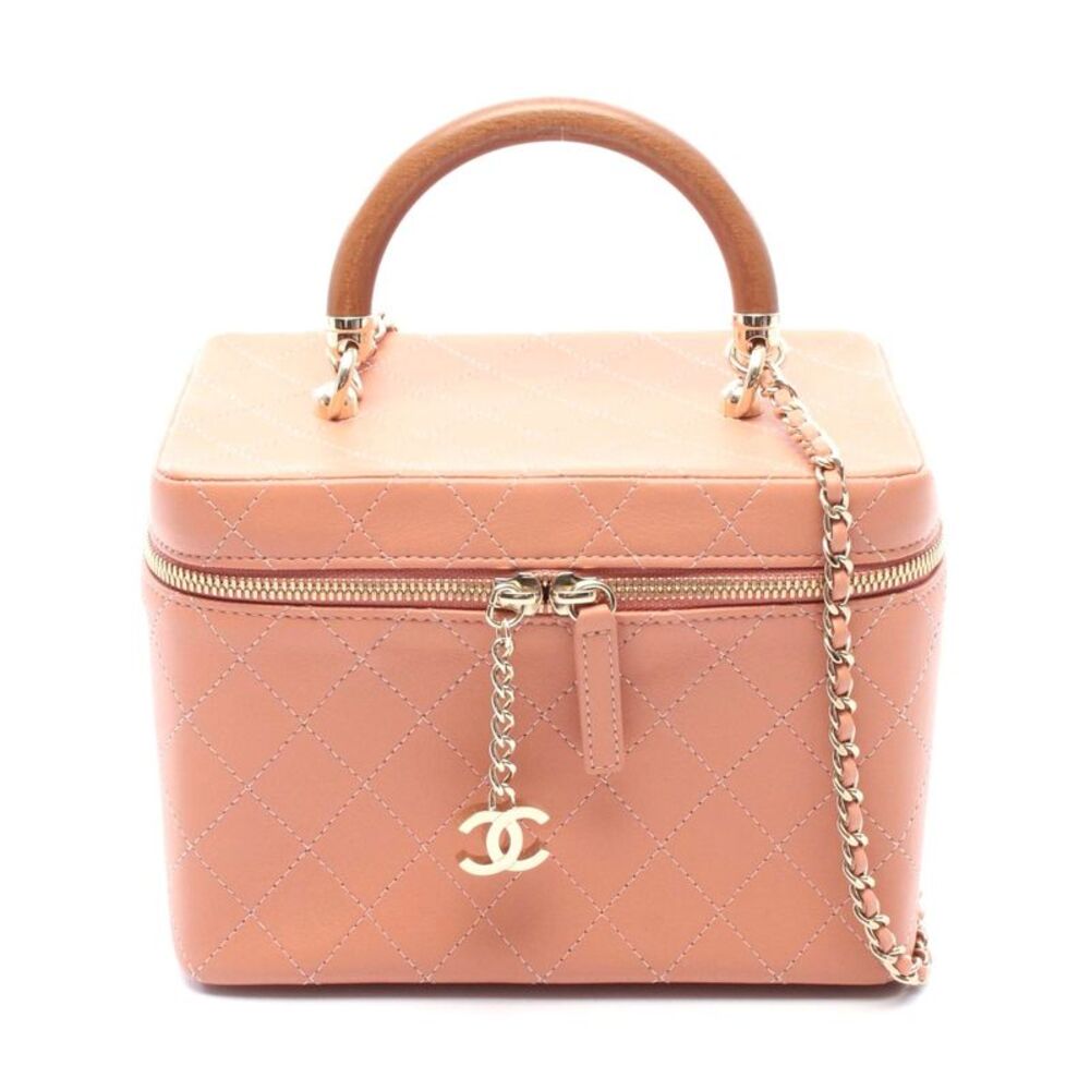 Chanel Matelasse Leather Shoulder Bag
